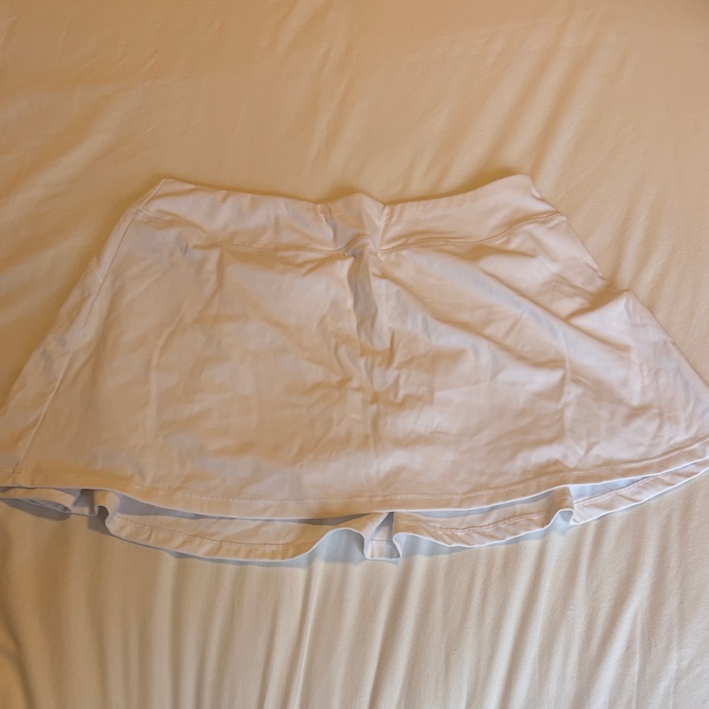 Classic Athletic White Tennis Skirt